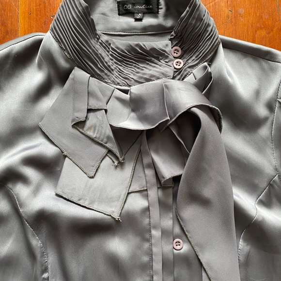 Silk button-up - Picture 2 of 7